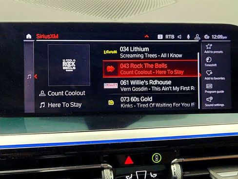 Used 2020 BMW Z4 sDrive30i w/ Convenience Package image 16