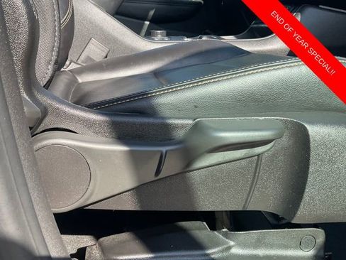 Used 2019 GMC Terrain SLT image 15