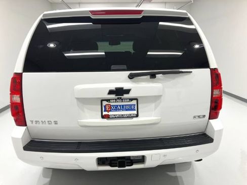 Used 2010 Chevrolet Tahoe LT w/ Luxury Package AWD/4WD image 16