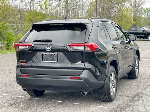 Certified 2024 Toyota RAV4 LE AWD/4WD image 15
