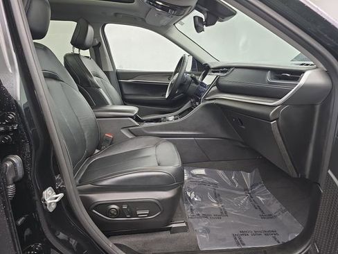 Used 2022 Jeep Grand Cherokee L Limited image 46