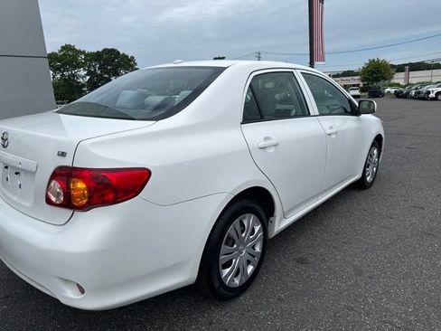 Used 2010 Toyota Corolla LE w/ All Weather Guard Pkg FWD image 4