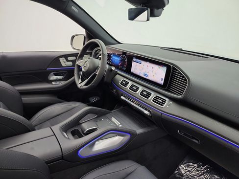 Certified 2024 Mercedes-Benz GLE 450 4MATIC image 17