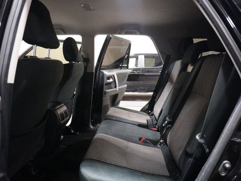 Used 2021 Toyota 4Runner SR5 image 7