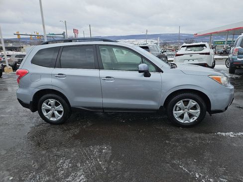 Used 2014 Subaru Forester 2.5i Limited image 2