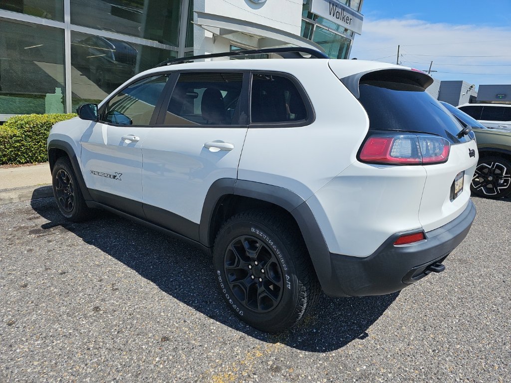 Used 2022 Jeep Cherokee Latitude AWD/4WD image 5