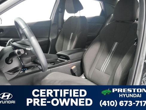 Used 2025 Hyundai Elantra Sport image 10