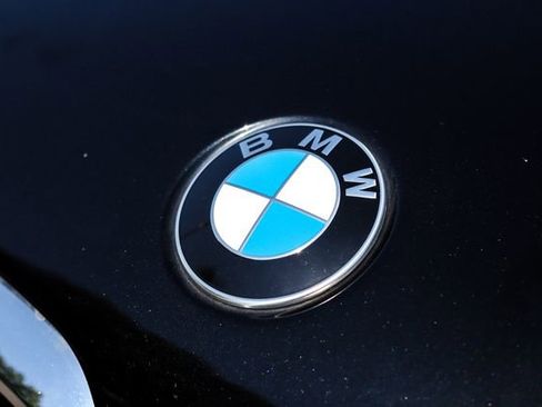 Used 2019 BMW 530i xDrive w/ Convenience Package AWD/4WD image 18