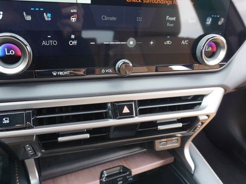 Used 2025 Lexus RX 350 Premium w/ Accessory Package (Z1) FWD image 19