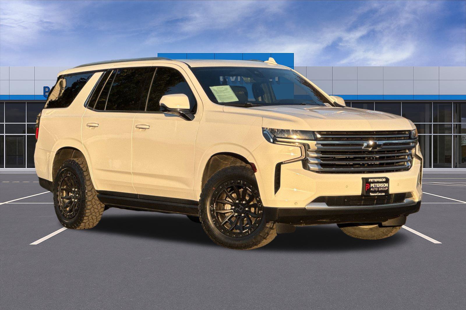 Used 2021 Chevrolet Tahoe High Country AWD/4WD image 2