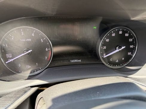 Used 2023 Buick Envision Essence AWD/4WD image 6
