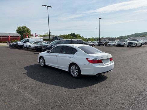 Used 2014 Honda Accord Touring image 5