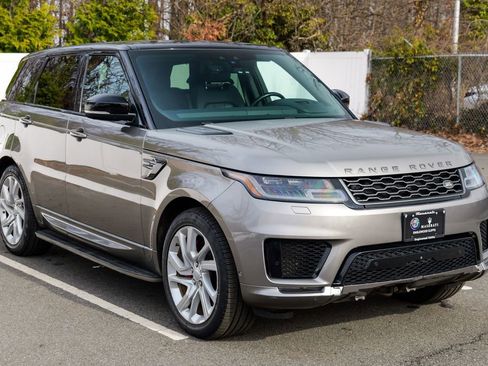 Used 2018 Land Rover Range Rover Sport Supercharged image 6