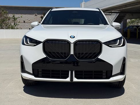 New 2026 BMW X3 xDrive30i w/ M Sport Package AWD/4WD image 2