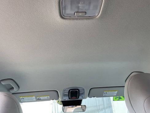 Used 2025 Hyundai Kona SEL image 29