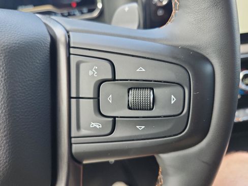 Certified 2024 GMC Sierra 1500 AT4 w/ Technology Package AWD/4WD image 29