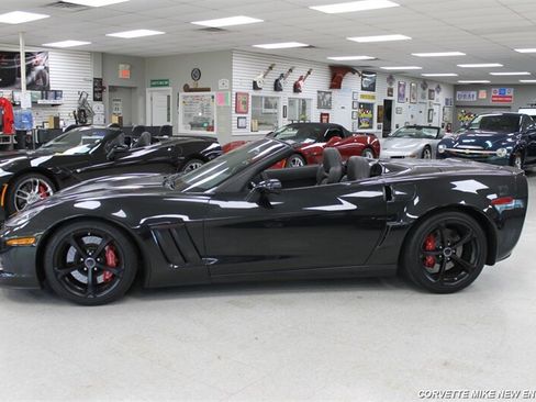 Used 2012 Chevrolet Corvette Grand Sport w/ 3LT Preferred Equipment Group RWD image 26