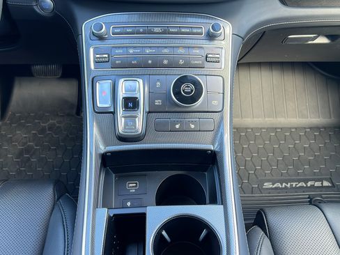 Certified 2023 Hyundai Santa Fe SEL w/ Premium Package FWD image 18
