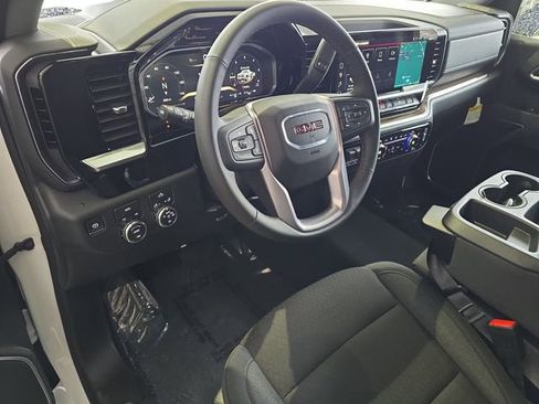 New 2026 GMC Sierra 1500 Elevation image 5