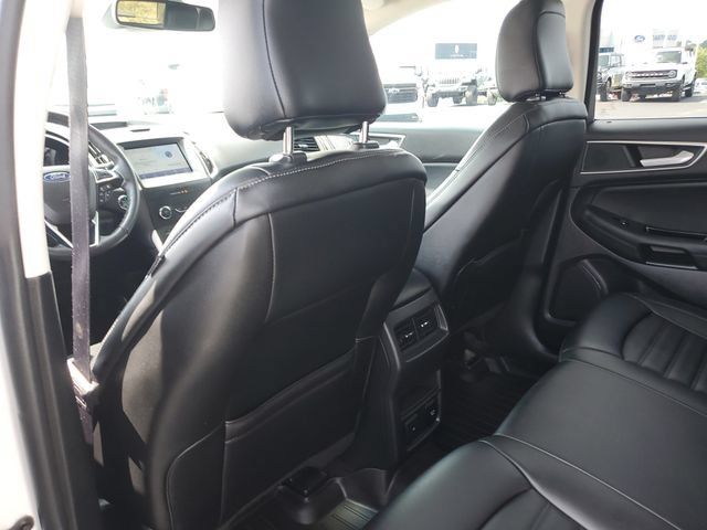 Used 2020 Ford Edge SEL w/ Convenience Package AWD/4WD image 15