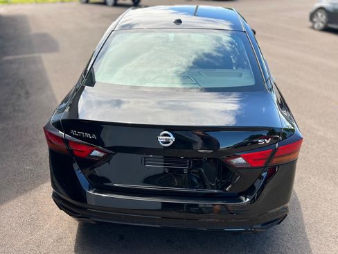 Used 2020 Nissan Altima 2.5 SV FWD image 11