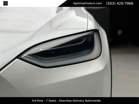 Used 2019 Tesla Model X 100D image 13