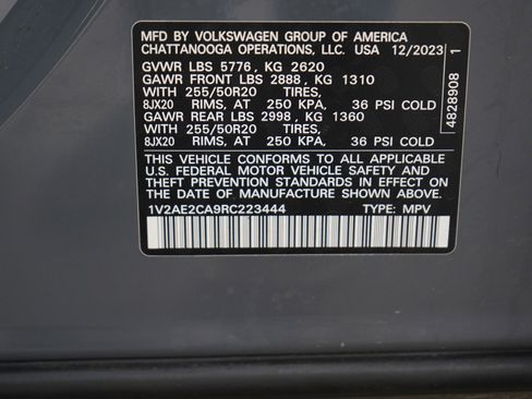 Used 2024 Volkswagen Atlas Cross Sport SEL R-Line AWD/4WD image 27