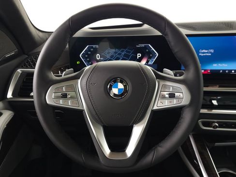 Used 2026 BMW X7 xDrive40i w/ Premium Package AWD/4WD image 15