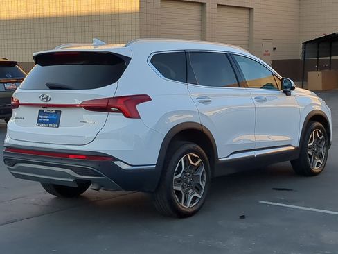 Used 2023 Hyundai Santa Fe SEL Premium image 3