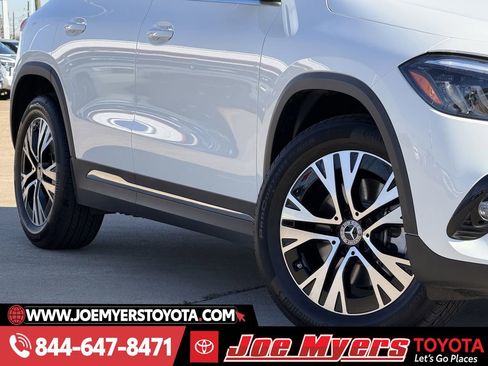 Used 2025 Mercedes-Benz GLA 250 4MATIC image 12