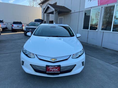 Used 2017 Chevrolet Volt Premier w/ Driver Confidence II Package image 3