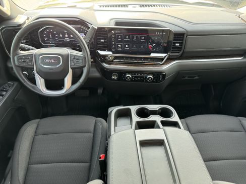Used 2024 GMC Sierra 1500 Elevation RWD image 11