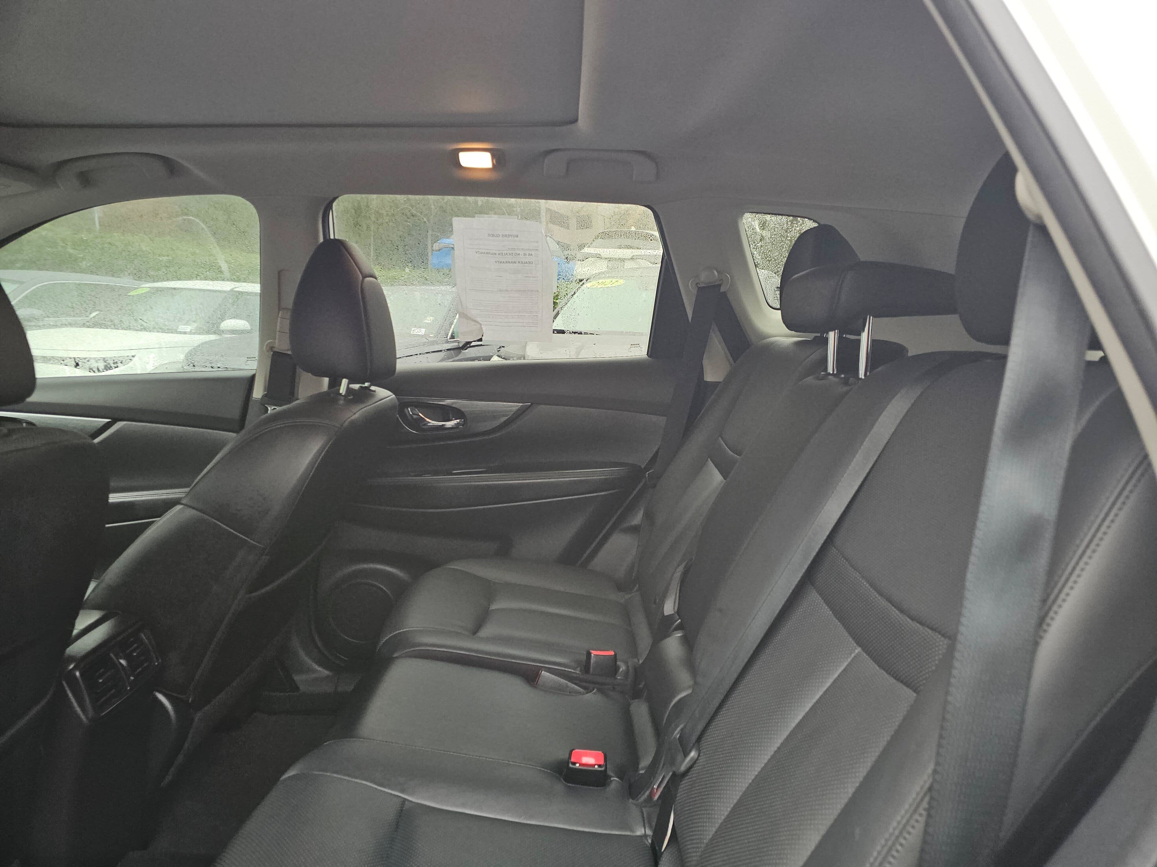 Used 2015 Nissan Rogue SL w/ SL Premium Package AWD/4WD image 20