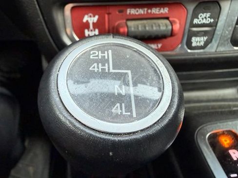 Used 2021 Jeep Gladiator Rubicon AWD/4WD image 24