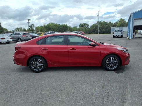 Used 2023 Kia Forte LXS w/ LXS Technology Package image 7