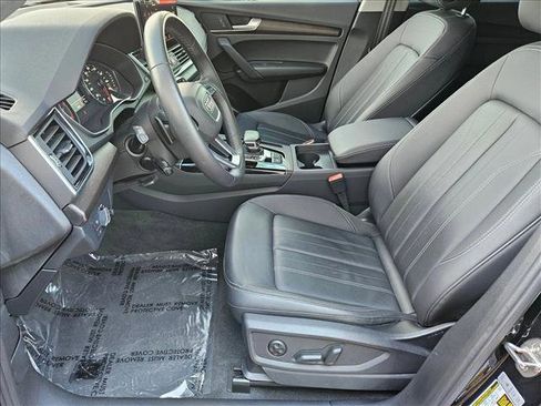 Used 2023 Audi Q5 2.0T Premium w/ Convenience Package image 15
