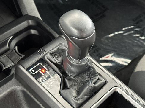 Certified 2021 Toyota Tacoma TRD Off-Road w/ Technology Package RWD image 21