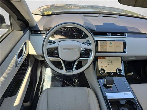Used 2022 Land Rover Range Rover Velar S AWD/4WD image 16