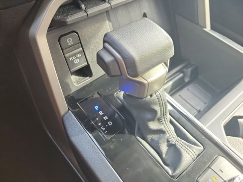 Used 2024 Toyota Tundra SR5 w/ SR5 Premium Package AWD/4WD image 30