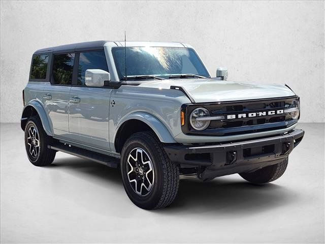 Certified 2024 Ford Bronco Outer Banks AWD/4WD image 3