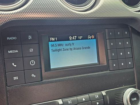 Used 2021 Ford Mustang GT image 27