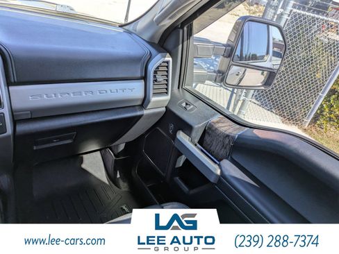 Used 2019 Ford F250 Lariat image 14