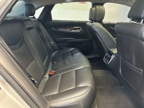 Used 2013 Cadillac XTS Premium image 25