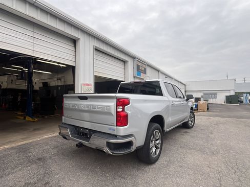 Used 2019 Chevrolet Silverado 1500 LT w/ All-Star Edition AWD/4WD image 5