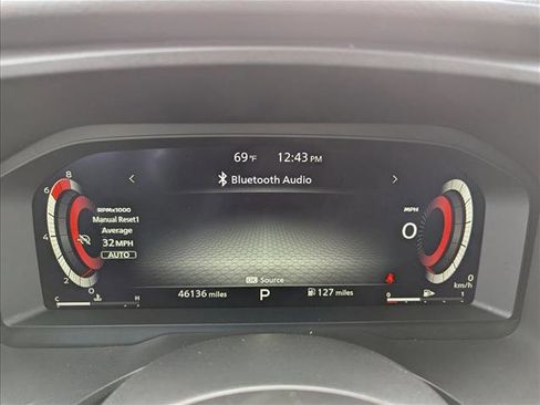 Used 2024 Nissan Rogue SL AWD/4WD image 16