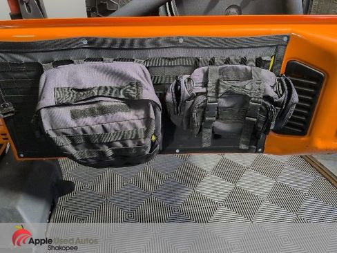 Used 2012 Jeep Wrangler Unlimited Sahara w/ Connectivity Group image 23