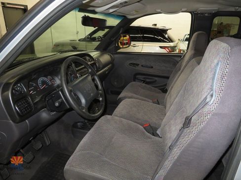 Used 2000 Dodge Ram 2500 Truck 4x4 Quad Cab image 3