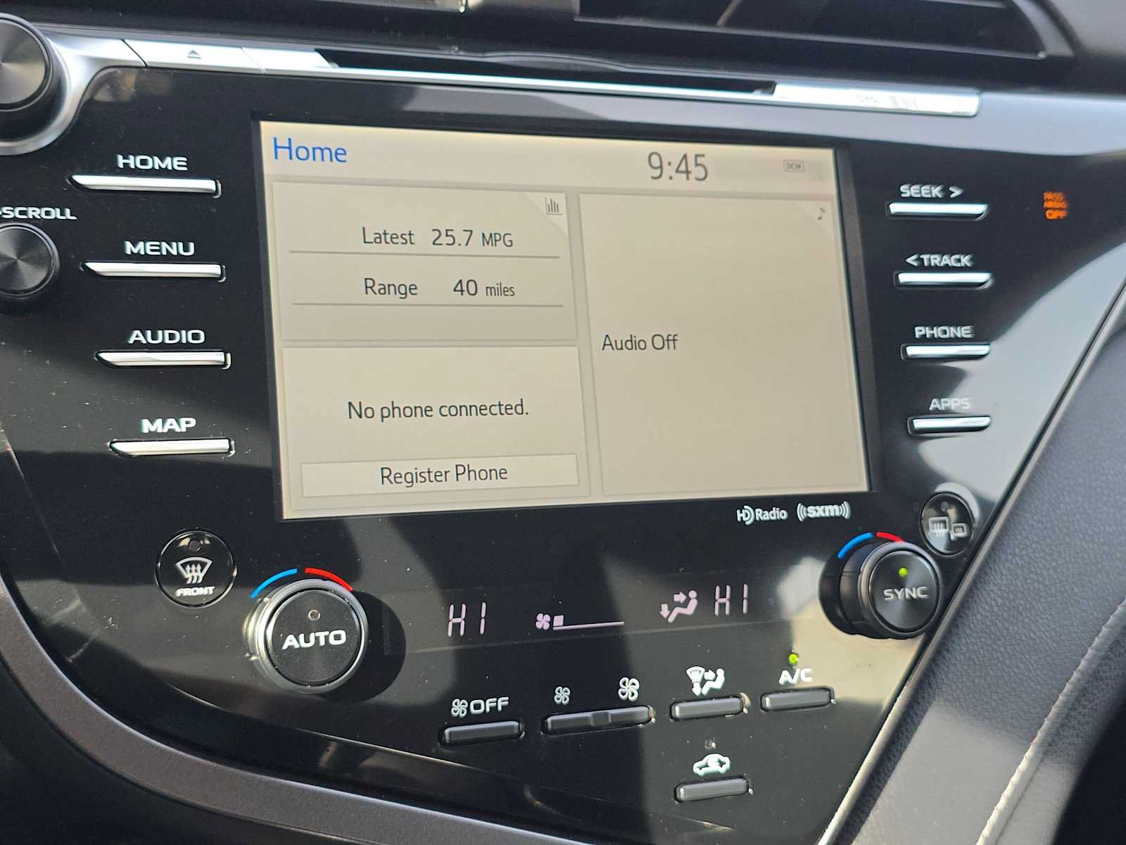 Used 2020 Toyota Camry XSE FWD image 27