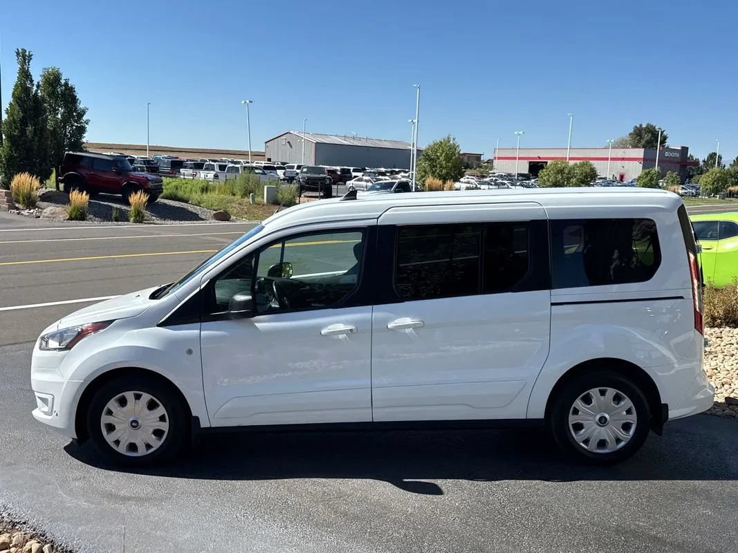 Used 2022 Ford Transit Connect XLT FWD image 39