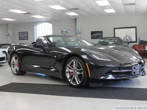 Used 2016 Chevrolet Corvette Stingray Convertible w/ 2LT Preferred Equipment Group image 12